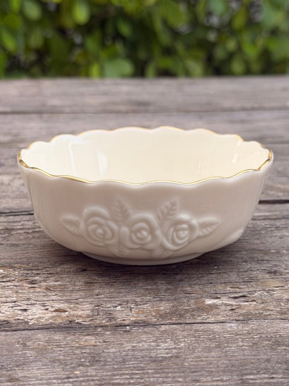 SET 4 Lenox NEW Ivory Rose Blossom 4.5" Scallop Bowl Embossed Roses Gold Trim